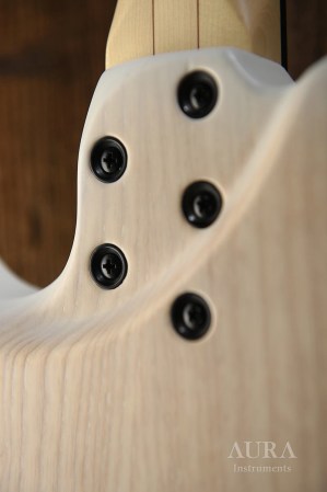 Gitara Aura Baritone Winter detail